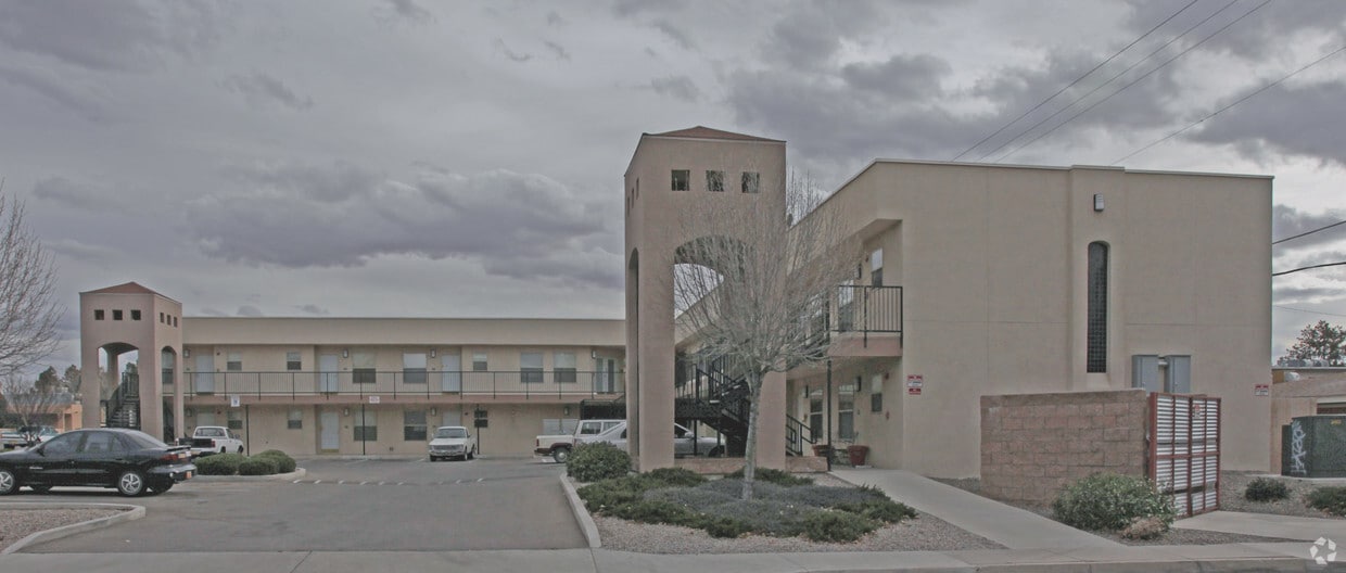 Gene Gilbert Manor Apartments in Albuquerque, NM