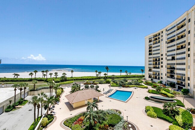 Building Photo - 300 Ocean Trail Way