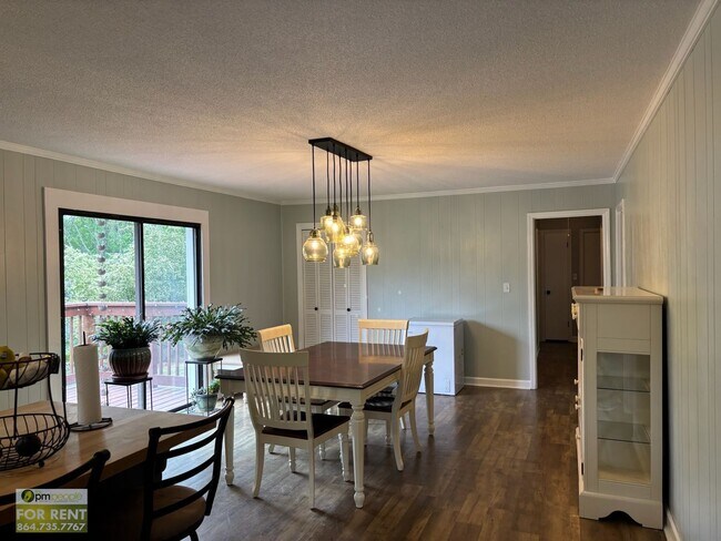 Foto del edificio - Charming Easley 3/2 Coming Available!