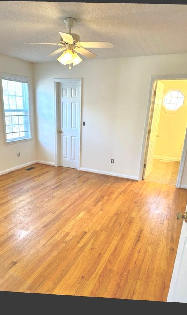 Building Photo - 135 Buckskin Dr