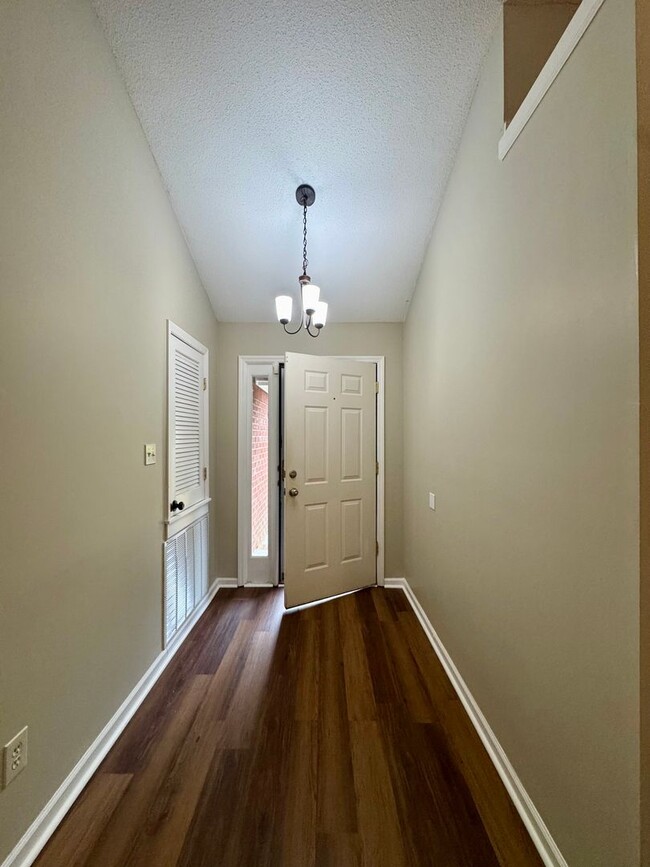 Foto del edificio - Your Private Retreat 3 Bedroom 2 Bath RentalAwaits!