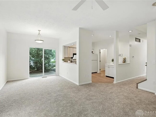 Building Photo - 8576 Timber Park Dr