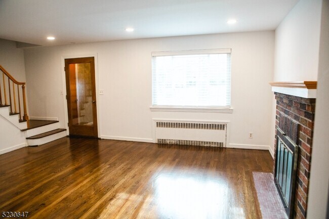 Building Photo - 134 Berkshire Rd