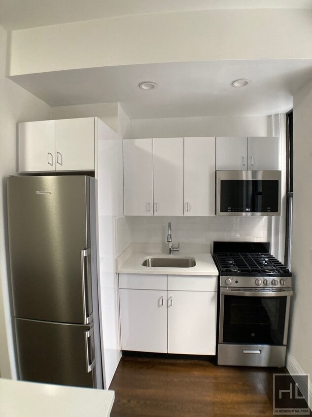 Foto del edificio - EAST 46 STREET