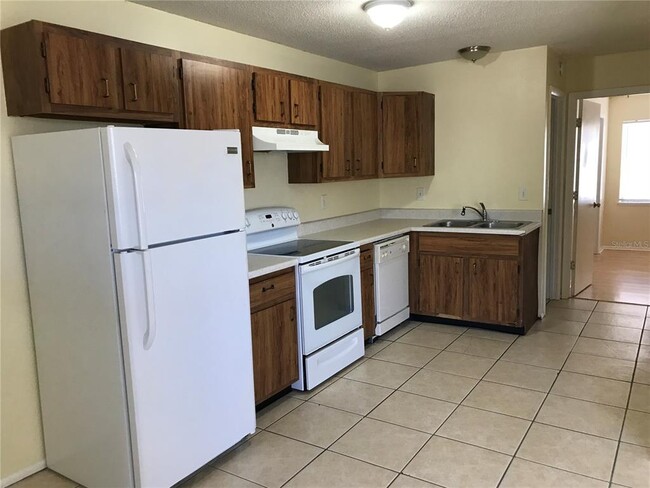 1219 68th Ave Dr W Unit 7, Bradenton, FL 34207 - Condo for Rent in ...