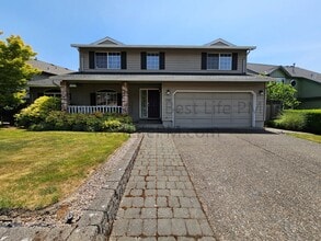 Building Photo - 17482 NW Fieldstone Dr
