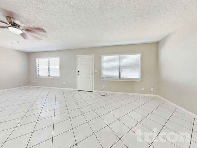 Foto del edificio - 5110 Cresthill Dr