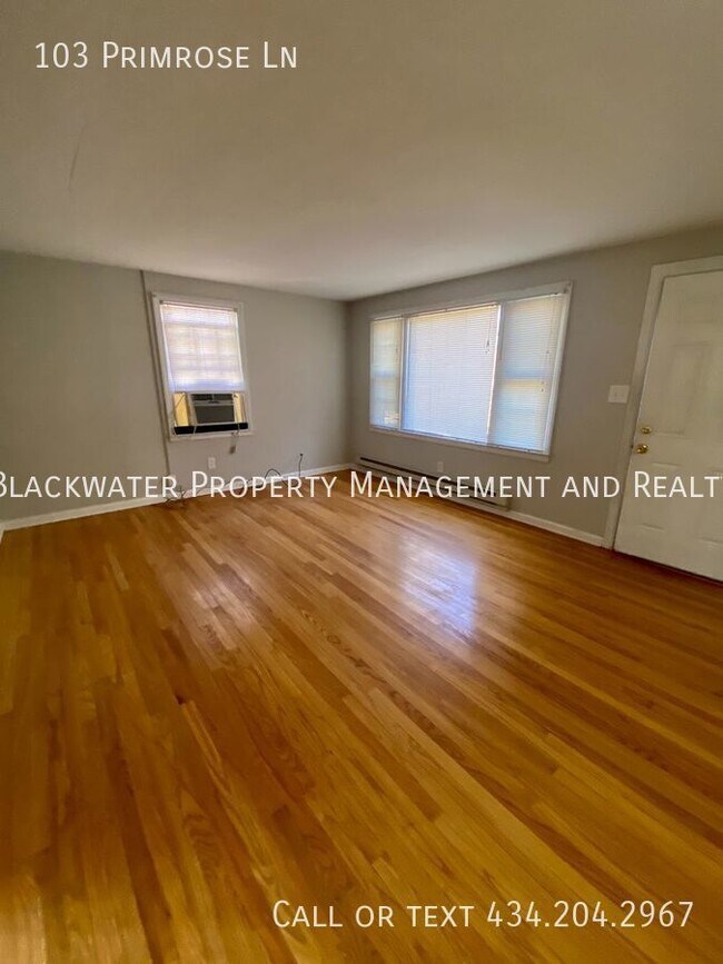 Foto del edificio - 103 Primrose Ln