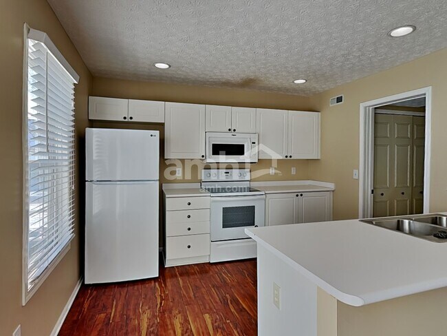 Foto del edificio - 2480 Bloxom St