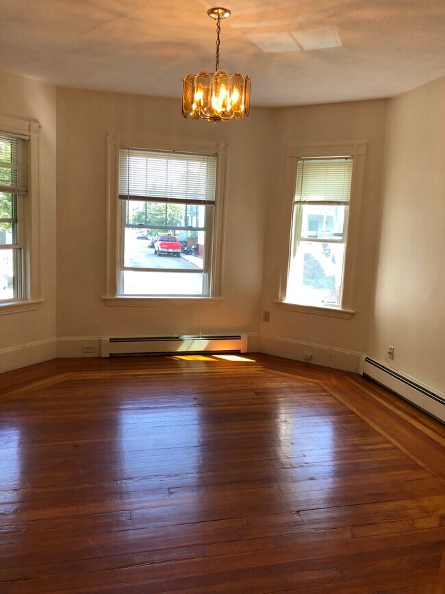 Living room - 78 Orchard St