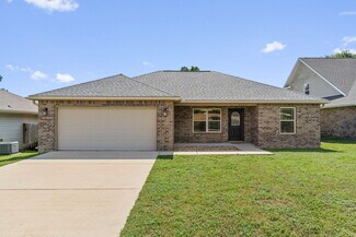 Building Photo - 1922 Bright Water Dr