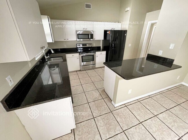 Building Photo - 4653 72nd Ct E