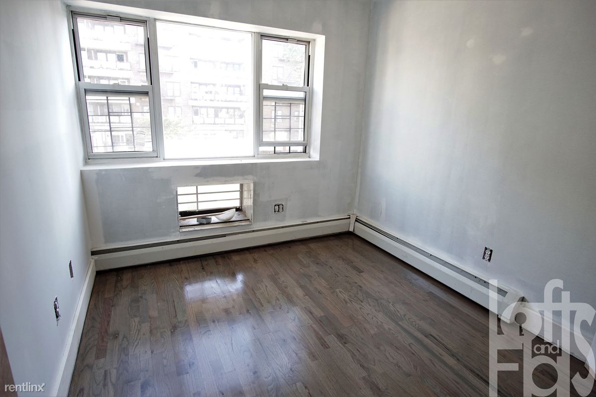 Primary Photo - 397 Herkimer St