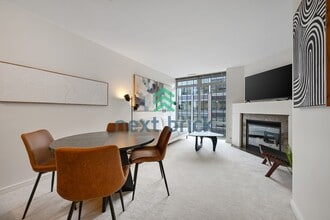 Building Photo - 819 Virginia St