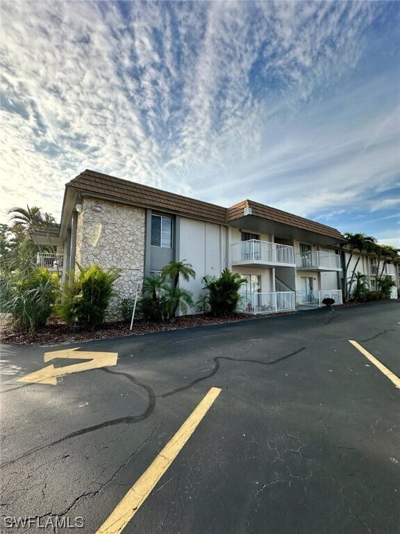 1830 Maravilla Ave Unit 321, Fort Myers, FL 33901 Condo for Rent in