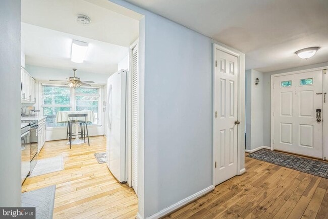 Building Photo - 6285 Rathlin Dr