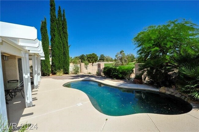 Building Photo - 7785 Arnold Palmer Way
