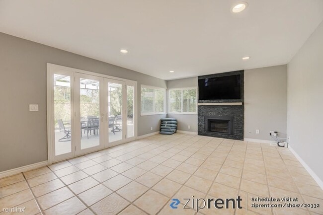 Building Photo - 4 br, 3 bath House - 3352 Corte Tiburon, C...