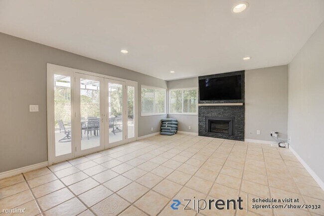 Foto del edificio - 4 br, 3 bath House - 3352 Corte Tiburon, C...