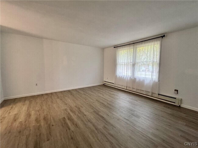 Foto del edificio - 3671 Gaskin Rd