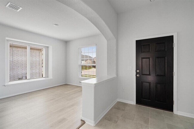 Foto del edificio - 315 Diamondleaf Dr