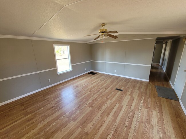 Building Photo - newly remodeled Home out in the country