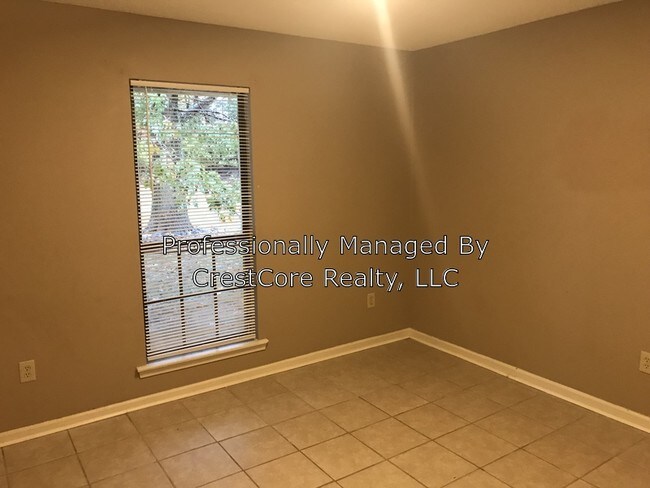Building Photo - 1598 Mathis Rd