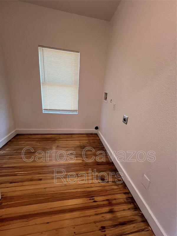 Foto del edificio - 5107 Columbia Ave