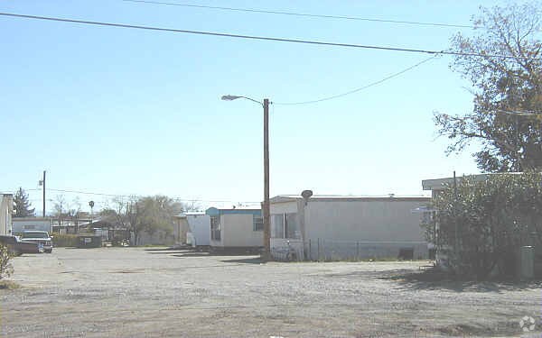 Building Photo - 3250 E Drexel Rd