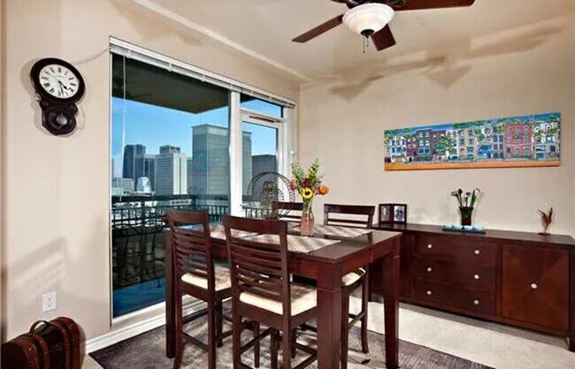 Foto del edificio - Gorgeous Condo with Amazing Views in La Vi...