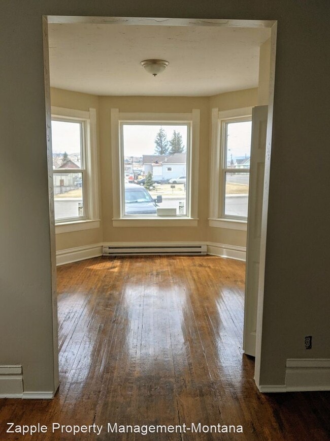 Building Photo - 1 br, 1 bath House - 1006 Delaware