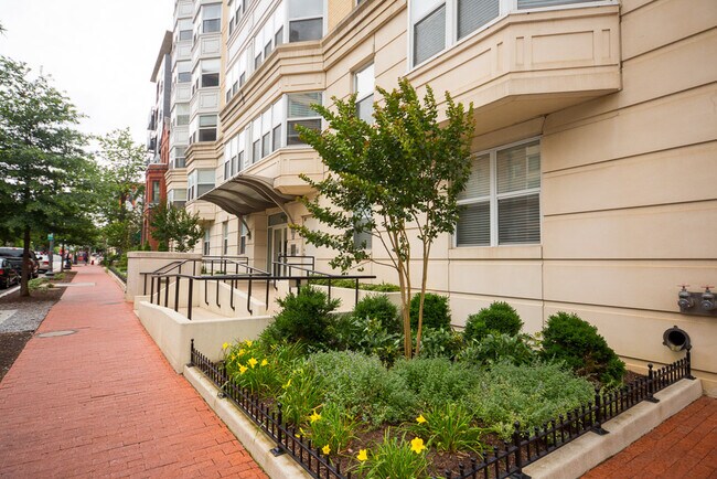 Foto del edificio - 1111 11th St NW