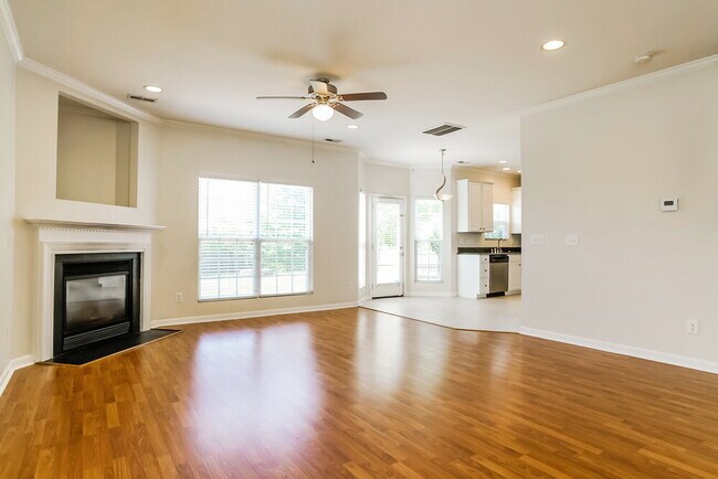 Foto del edificio - 813 Stackhurst Way