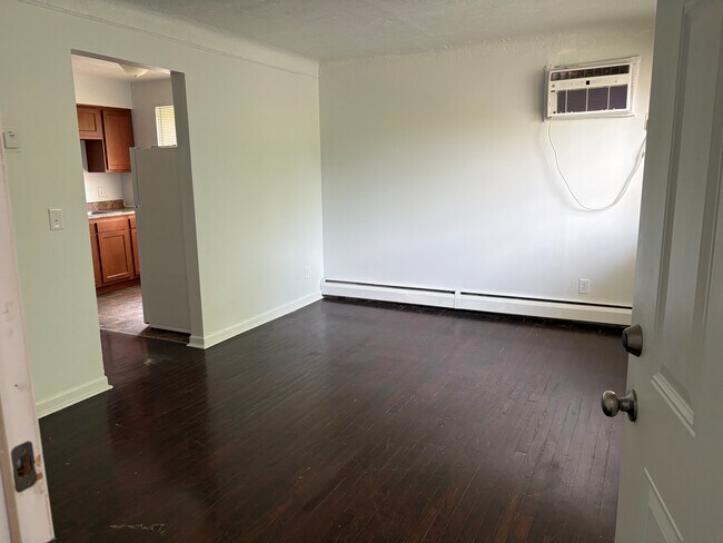 Foto del edificio - 2605 Chesterfield Ct
