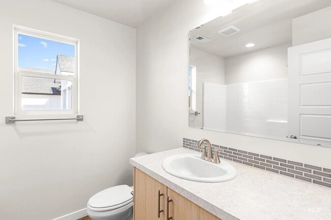 Building Photo - 3831 W Piscina Dr