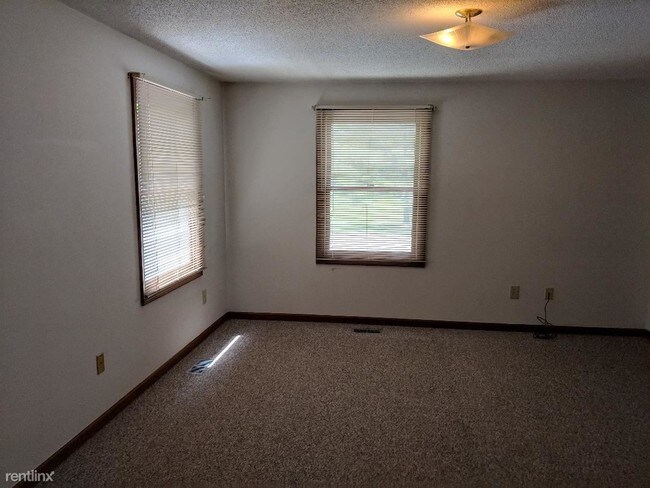 Foto del edificio - 3 br, 1.5 bath Duplex - 3703 W Wackerly St