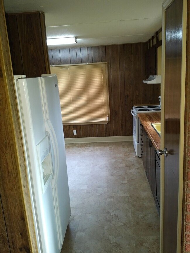 Building Photo - Blanchard Mobile Home....