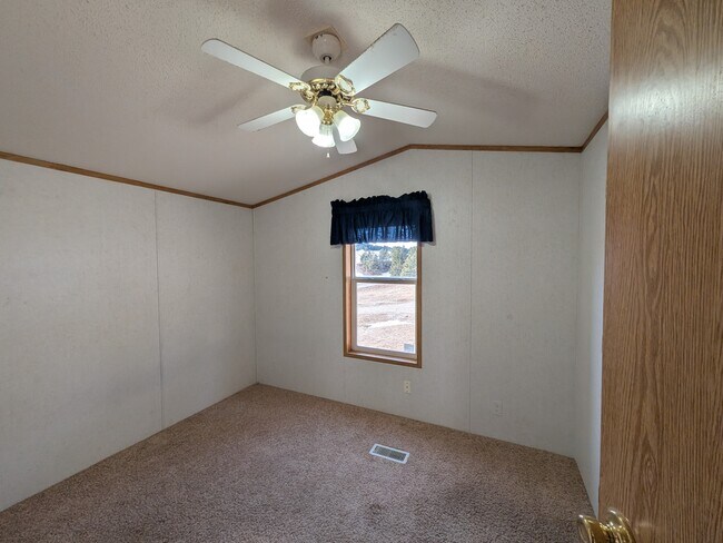 Building Photo - 52 Ruby Ln