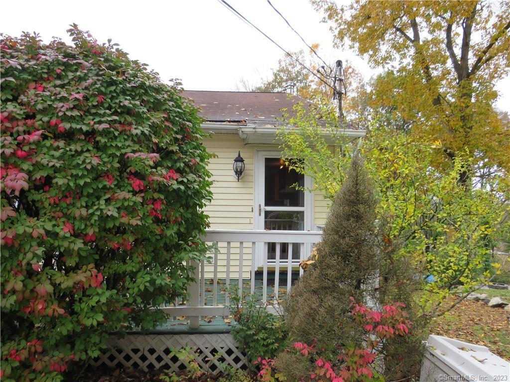 Primary Photo - 16 Wolfpits Rd.