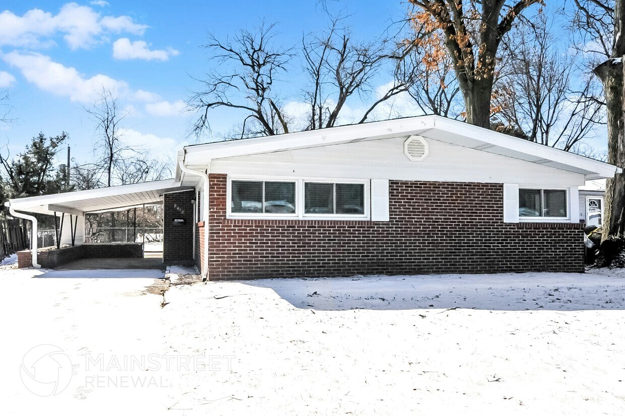 Foto principal - 8412 Chalons Ct
