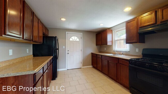 Building Photo - 3 br, 1 bath House - 149 Parkwood Rd