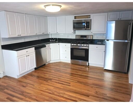 Foto del edificio - 146 Thorndike St