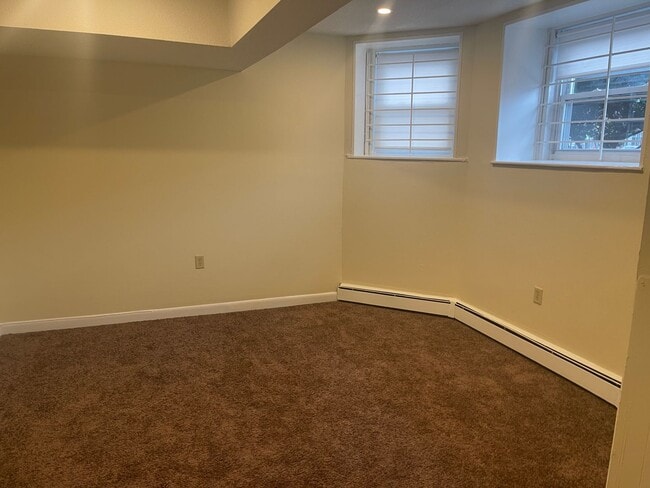 Building Photo - Now or April **Low price** Studio in Packards Corner Students Ok, Heat Inc No Fee