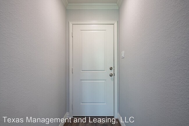 Building Photo - 3 br, 2 bath House - 3462 Coronado Court
