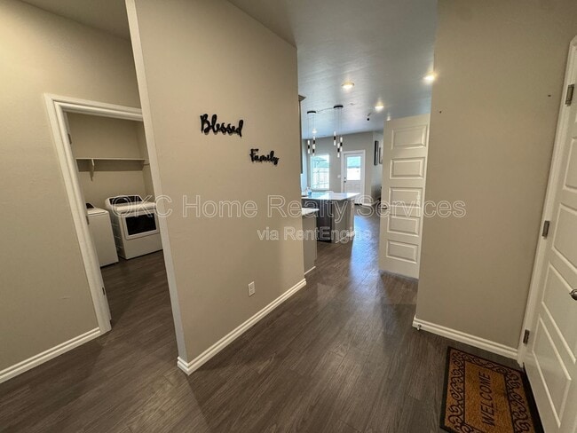 Building Photo - 2748 Alice Dr