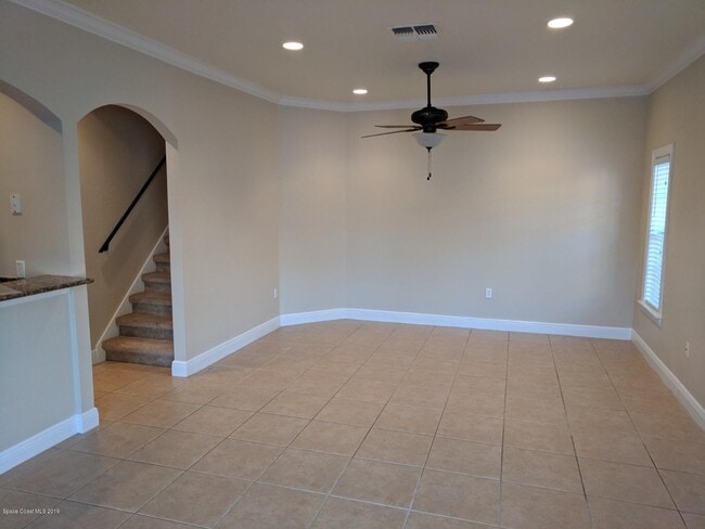 Building Photo - 1795 Kole Pl