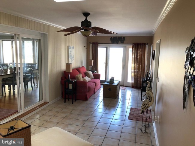 Foto del edificio - 602 Long Point Rd
