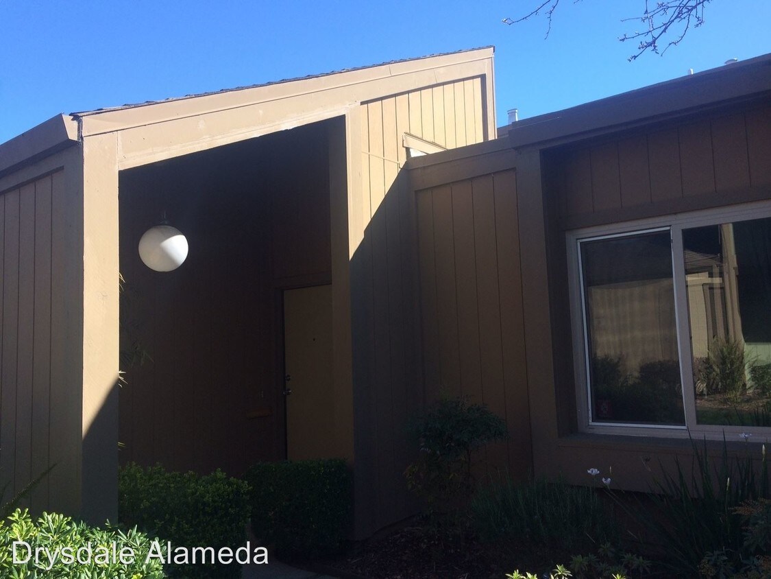 Foto principal - 3208 Phoenix Ln