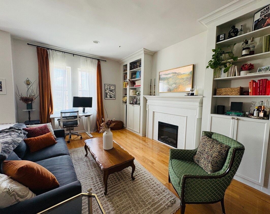 Foto principal - 1415 Chapin St NW