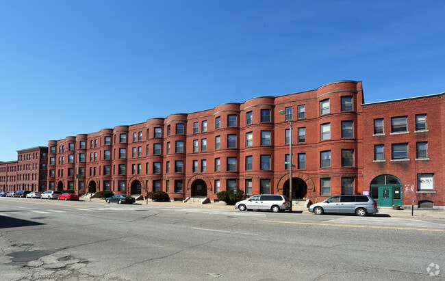 Building Photo - Elm Street Apartments